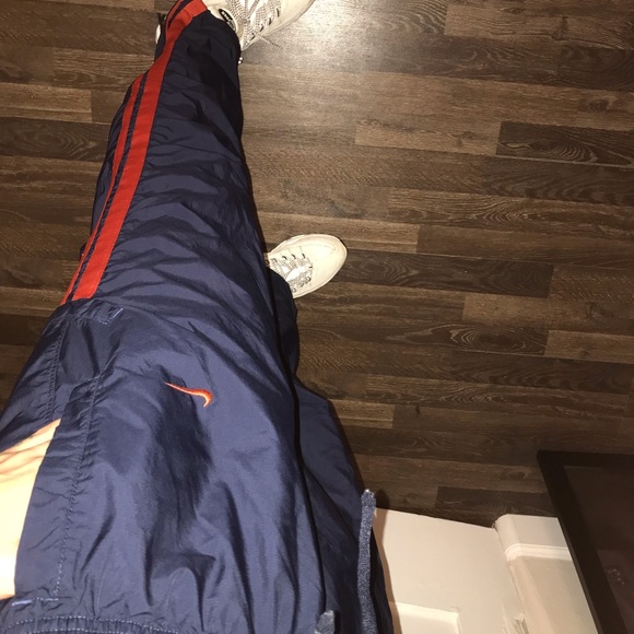 VINTAGE NIKE TRACKPANTS - Picture 8 of 8